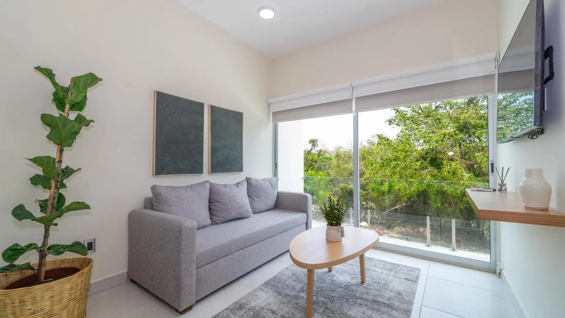 Holiday home 2 Bd Suite With Balcony Gym Rooftop Pool Hot Tub Playa del Carmen
